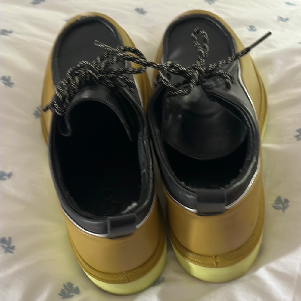 Stylish Gold and Black Men's Shoes